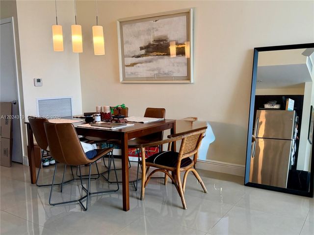 90 SW 3rd St 1409, Miami, FL 33130