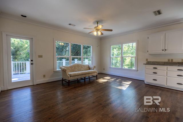 22450 Main Street, Fairhope, AL 36532