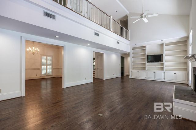 22450 Main Street, Fairhope, AL 36532