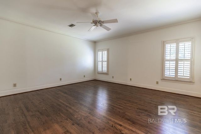 22450 Main Street, Fairhope, AL 36532