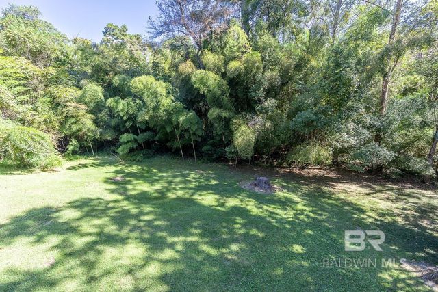 22450 Main Street, Fairhope, AL 36532