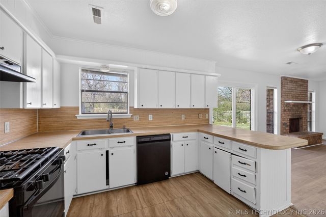 316 E Vicksburg Street, Broken Arrow, OK 74011