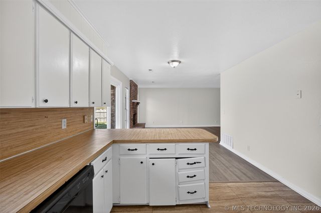 316 E Vicksburg Street, Broken Arrow, OK 74011