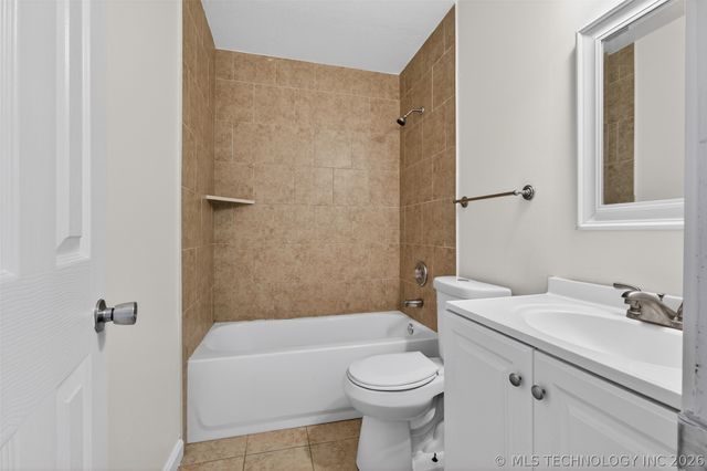 316 E Vicksburg Street, Broken Arrow, OK 74011