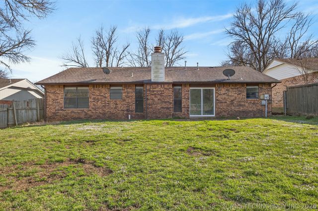 316 E Vicksburg Street, Broken Arrow, OK 74011