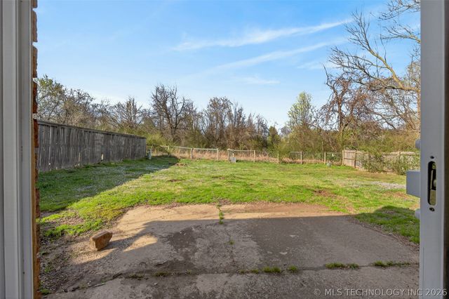 316 E Vicksburg Street, Broken Arrow, OK 74011