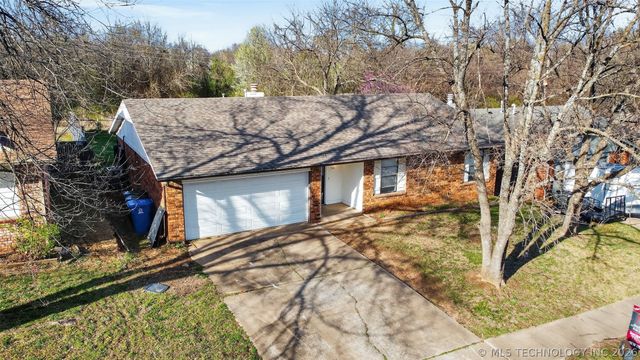 316 E Vicksburg Street, Broken Arrow, OK 74011