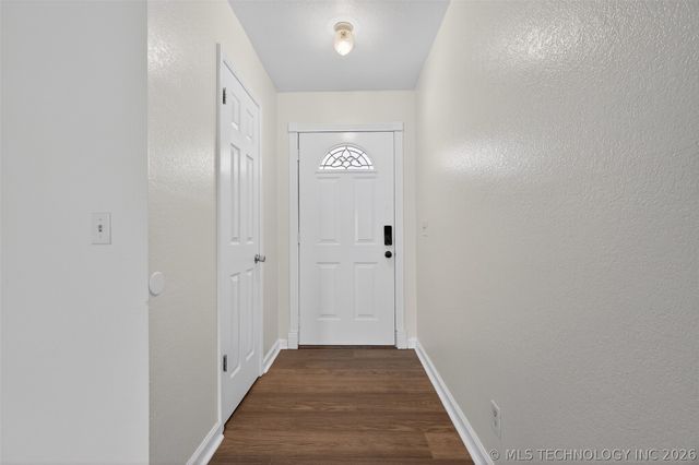 316 E Vicksburg Street, Broken Arrow, OK 74011