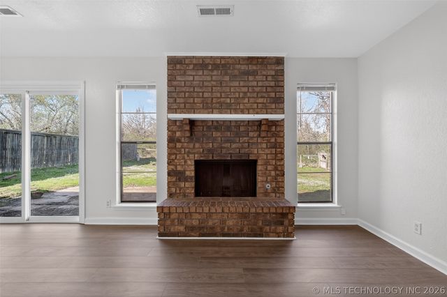 316 E Vicksburg Street, Broken Arrow, OK 74011