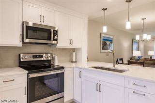 3032 Sandpiper Bay CIR G102, Naples, FL 34112