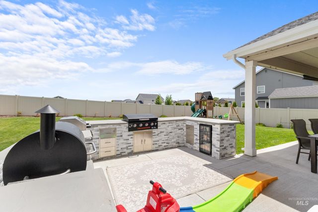 3786 S Coalmont Ave, Nampa, ID 83686