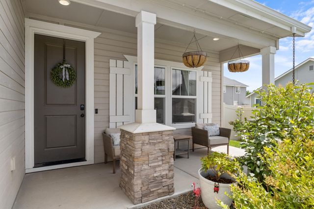 3786 S Coalmont Ave, Nampa, ID 83686