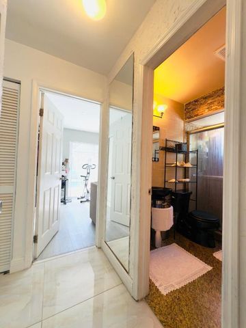 230 NE 25th Street, Pompano Beach, FL 33064