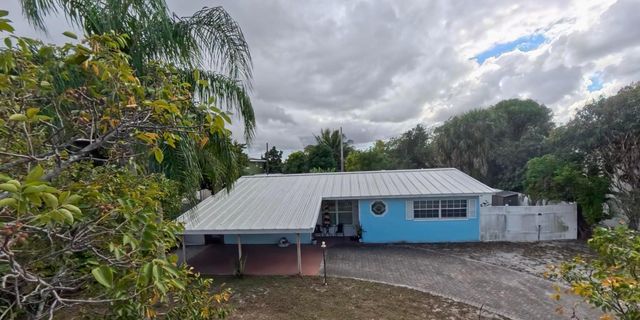 230 NE 25th Street, Pompano Beach, FL 33064