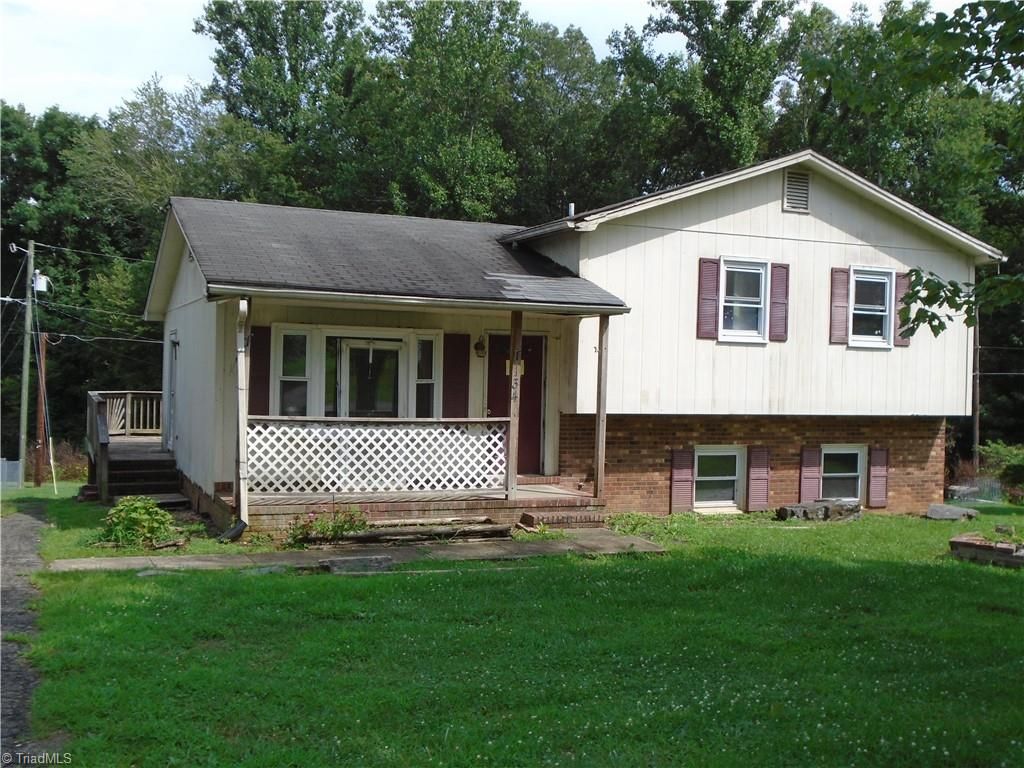 134 Scarlet Lane, Mount Airy, NC 27030