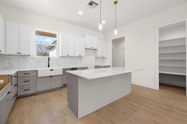 19822 Megan Street, Bedias, TX 77831