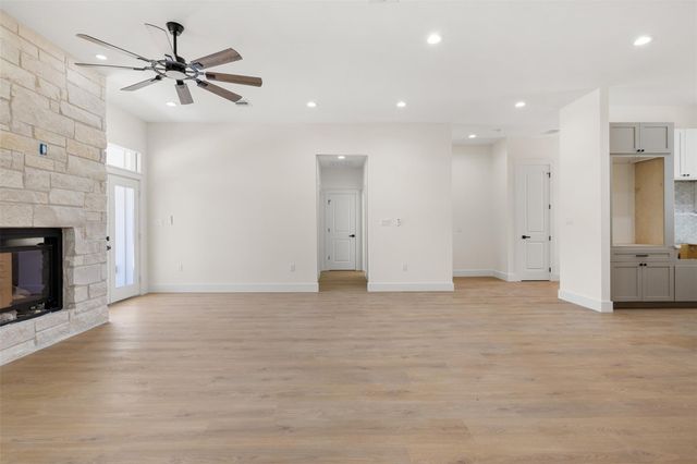 19822 Megan Street, Bedias, TX 77831