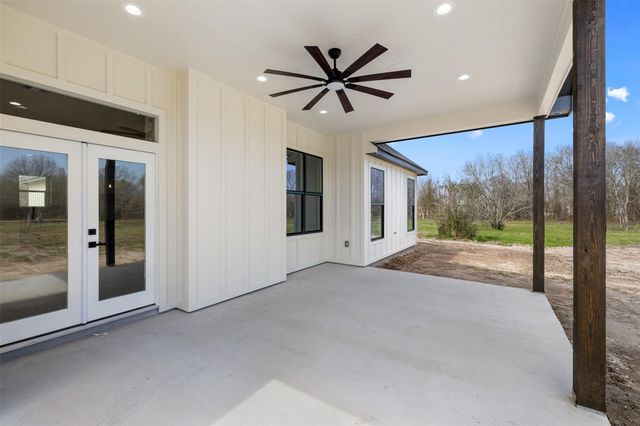 19822 Megan Street, Bedias, TX 77831