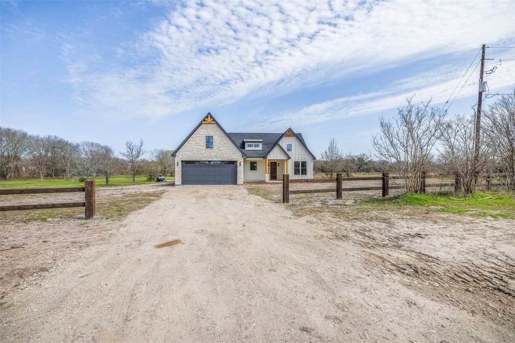 19822 Megan Street, Bedias, TX 77831