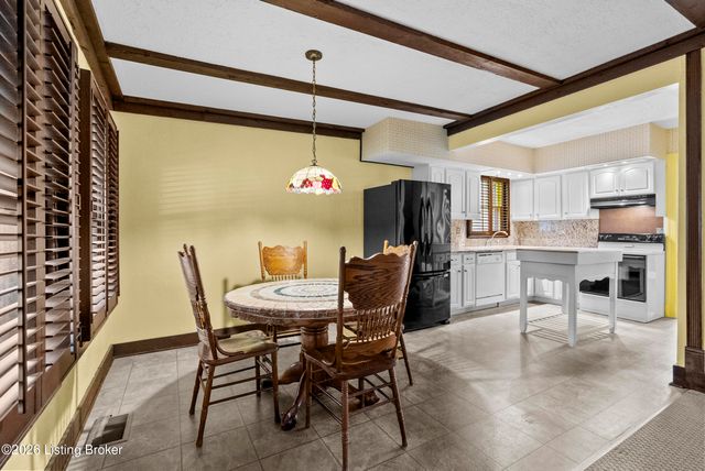 2346 Carolina Ave, Louisville, KY 40205