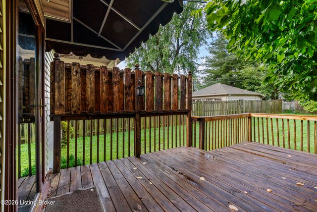 2346 Carolina Ave, Louisville, KY 40205
