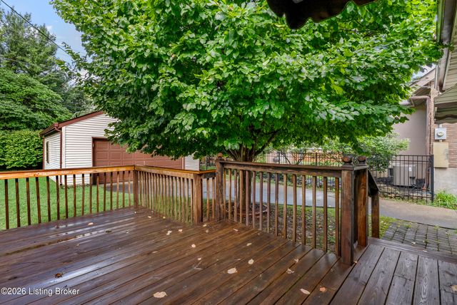 2346 Carolina Ave, Louisville, KY 40205