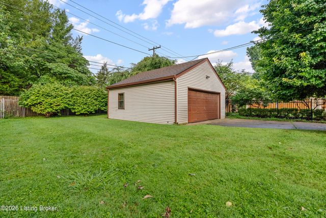 2346 Carolina Ave, Louisville, KY 40205