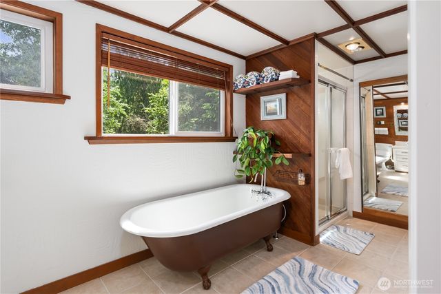 18104 76th Avenue W, Edmonds, WA 98026