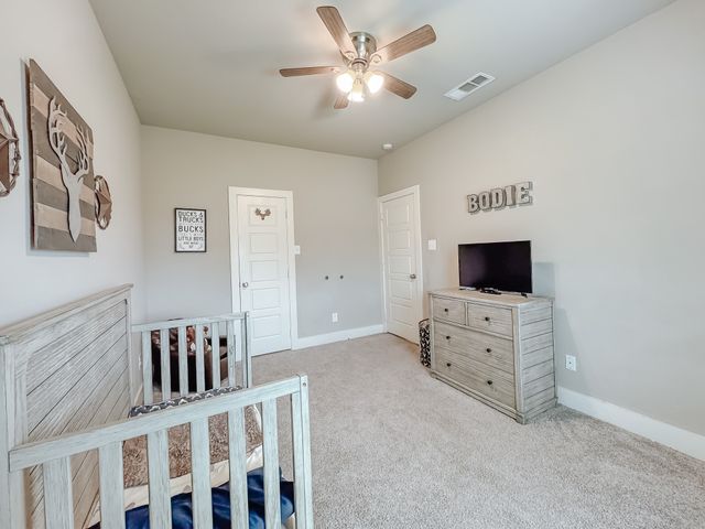 912 Winged Foot, Corsicana, TX 75110