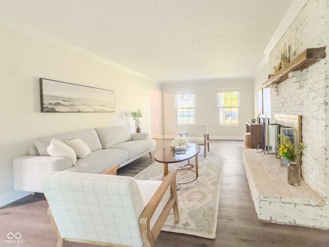 9802 Hamilton Hills Lane, Fishers, IN 46038