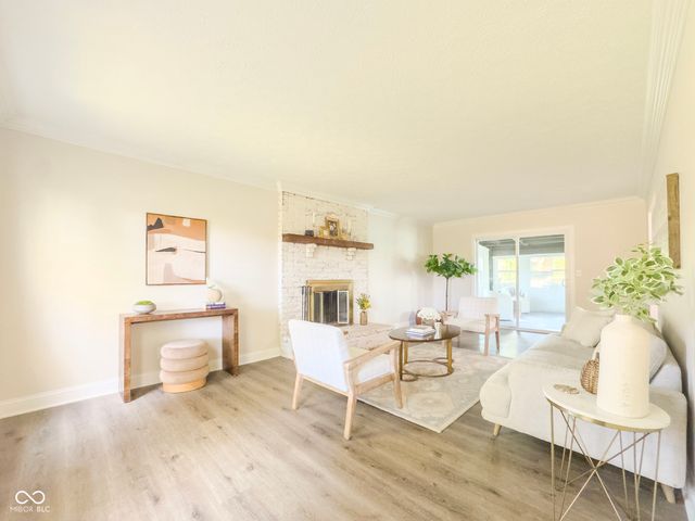 9802 Hamilton Hills Lane, Fishers, IN 46038