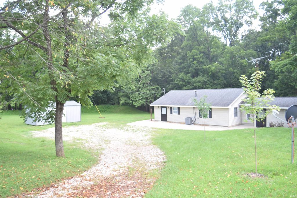 473 Gunsmith Road, Bedford, IN 47421