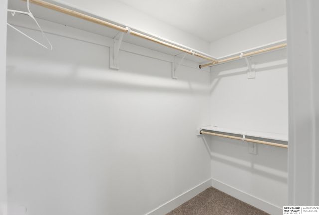 2205 Park Crest Drive, Papillion, NE 68133