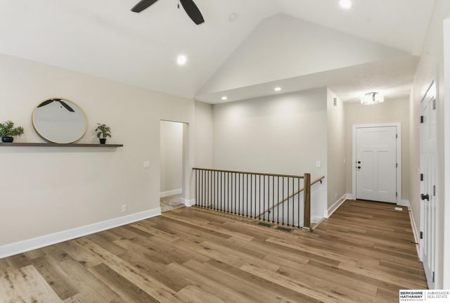 2205 Park Crest Drive, Papillion, NE 68133