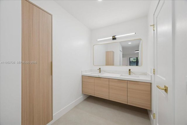 9913 SW 1st Ct, Coral Springs, FL 33071