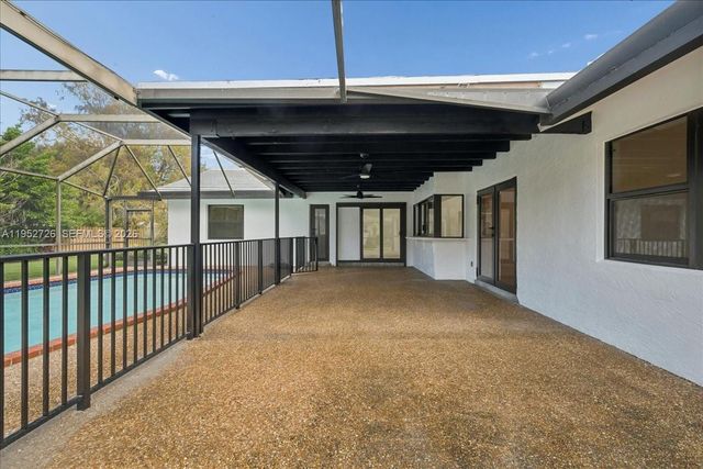 9913 SW 1st Ct, Coral Springs, FL 33071