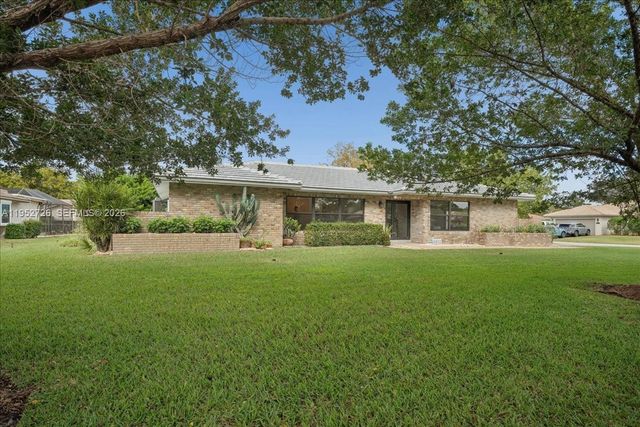 9913 SW 1st Ct, Coral Springs, FL 33071