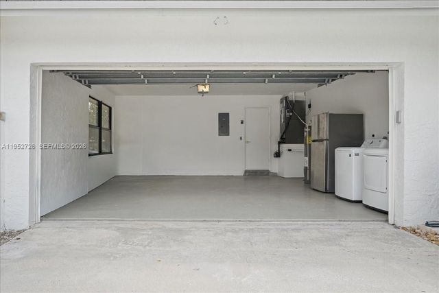 9913 SW 1st Ct, Coral Springs, FL 33071