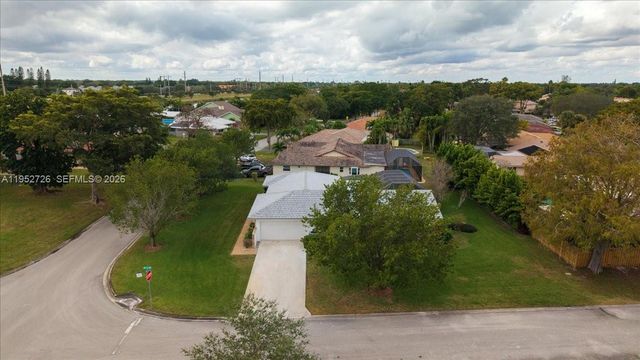 9913 SW 1st Ct, Coral Springs, FL 33071