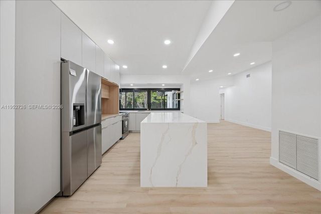 9913 SW 1st Ct, Coral Springs, FL 33071