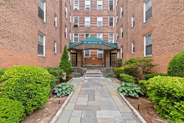 2105 Wallace Avenue 5A, Bronx, NY 10462