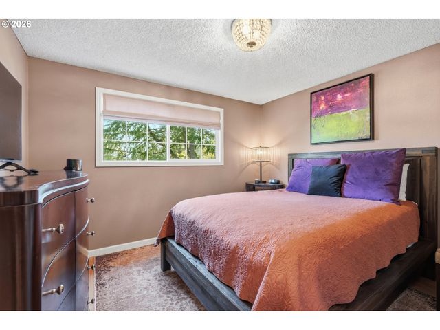 3910 Ne BURTONWOOD Ct, Vancouver, WA 98682