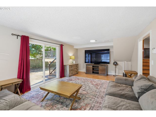3910 Ne BURTONWOOD Ct, Vancouver, WA 98682