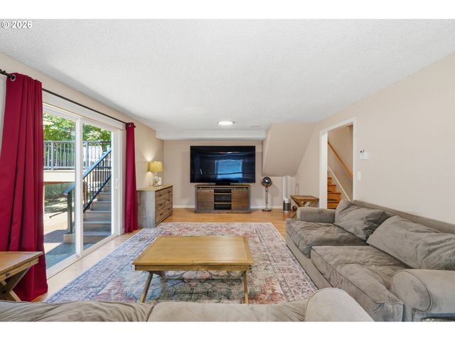 3910 Ne BURTONWOOD Ct, Vancouver, WA 98682