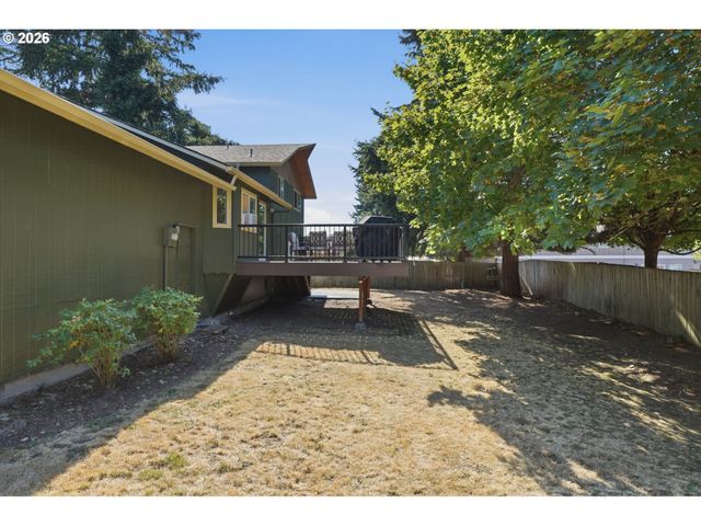 3910 Ne BURTONWOOD Ct, Vancouver, WA 98682