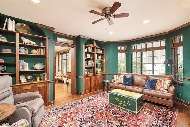 155 Hampshire Road, Akron, OH 44313