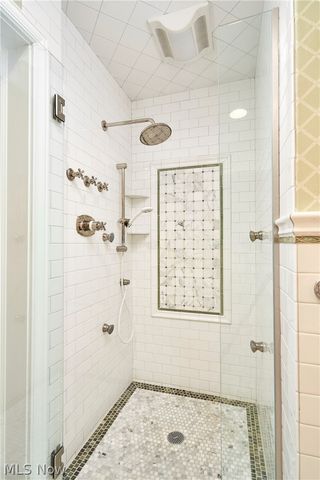 155 Hampshire Road, Akron, OH 44313