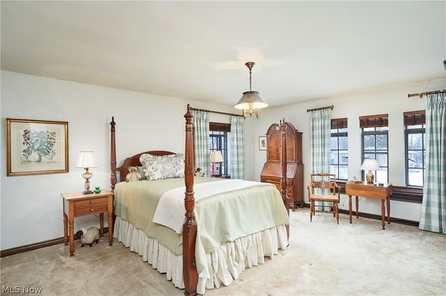 155 Hampshire Road, Akron, OH 44313