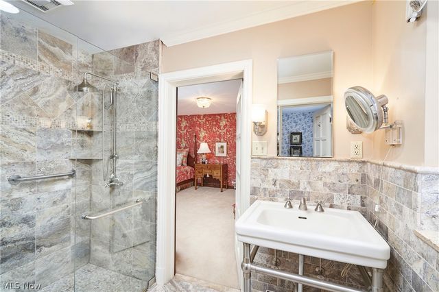 155 Hampshire Road, Akron, OH 44313