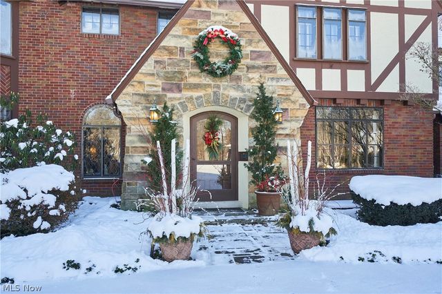 155 Hampshire Road, Akron, OH 44313